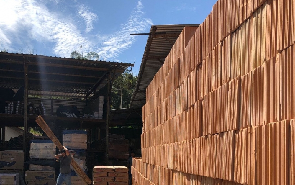 Foto de Depósito Construrey