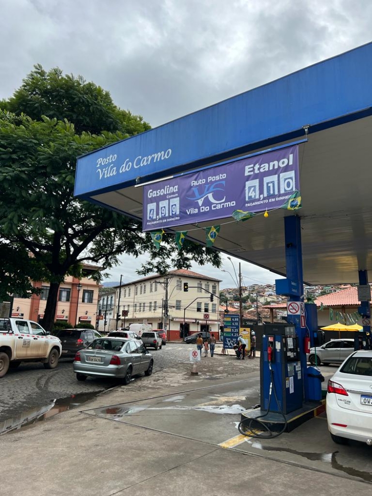 Foto de Posto Vila do Carmo