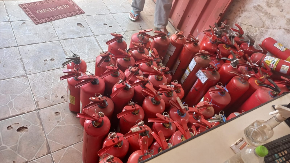 Foto de Fim do Fogo Extintores