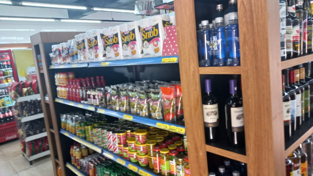 Foto de Comercial A Mais
