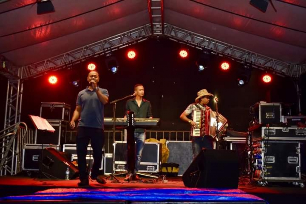 Foto de Banda Decisão