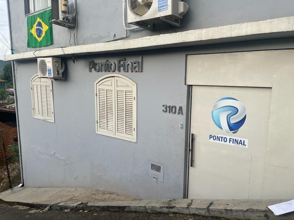 Foto de Jornal Ponto Final