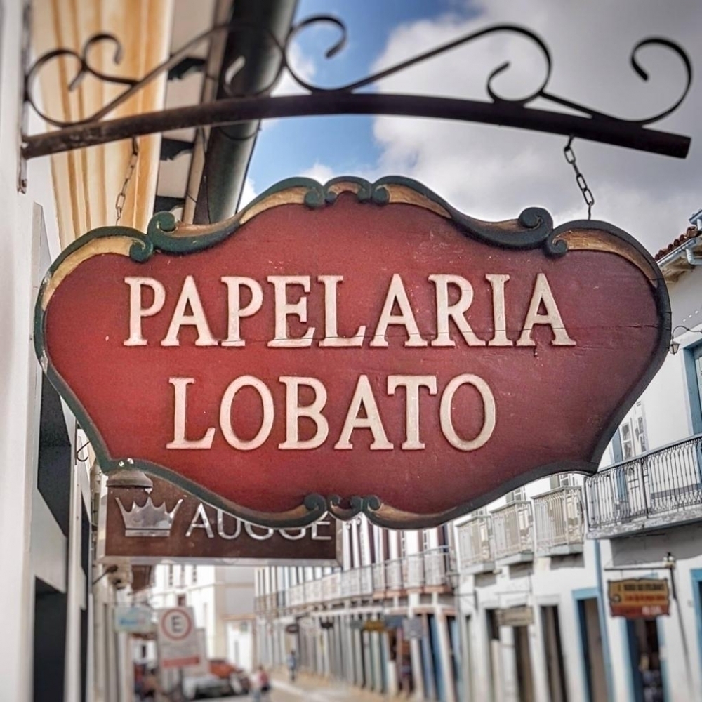 Logo Papelaria Lobato